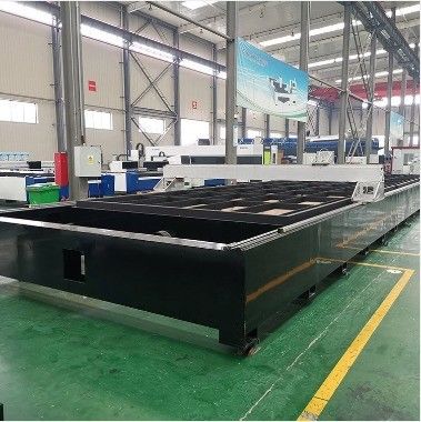 3kw 4kw 6kw 8kw Máquina de corte a laser para metal 8mm 10mm 15mm Laser de fibra CNC fechado