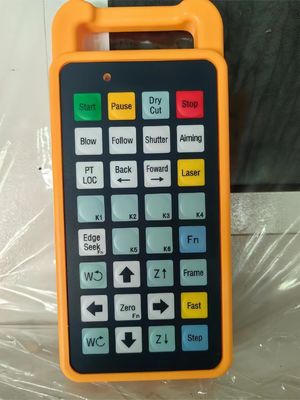 Máquina de corte a laser de fibra fechada de alta potência de 3015 com cobertura de proteção 4kw 6kw 8kw