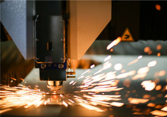 Corte Raylaser Máquina de corte a laser de fibra de metal 2000W 3000W 6000W