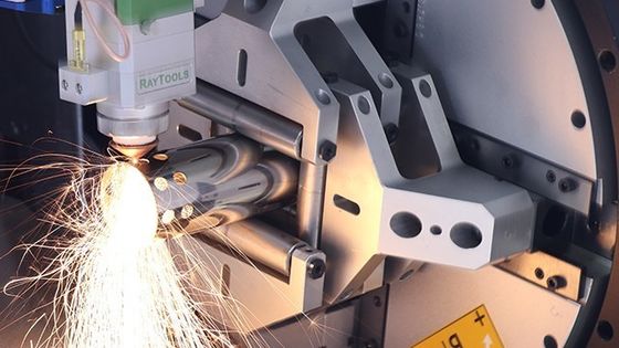 Máquina avançada de corte a laser de fibra de 1 kW 1,5 kW 2 kW 3 kW 4 kW para a indústria de tubos