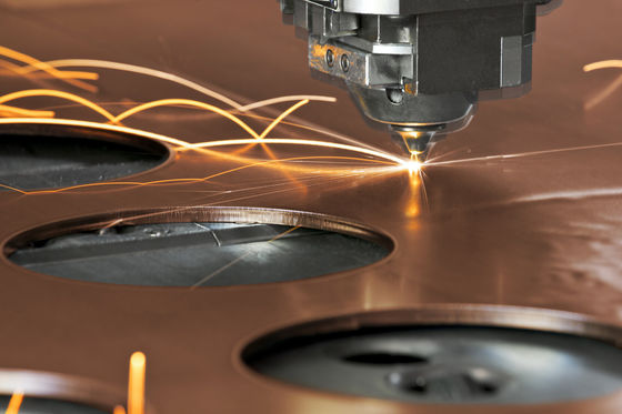 Raytools Laser Head Shanghai Raylaser 3015 Solução padrão líder para corte de metal